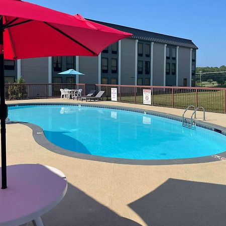 Quality Inn & Suites Lexington Esterno foto