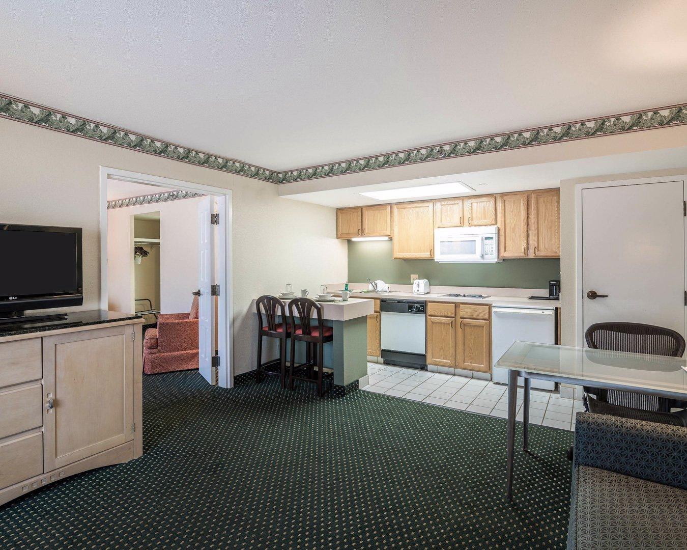 Quality Inn & Suites Lexington Esterno foto