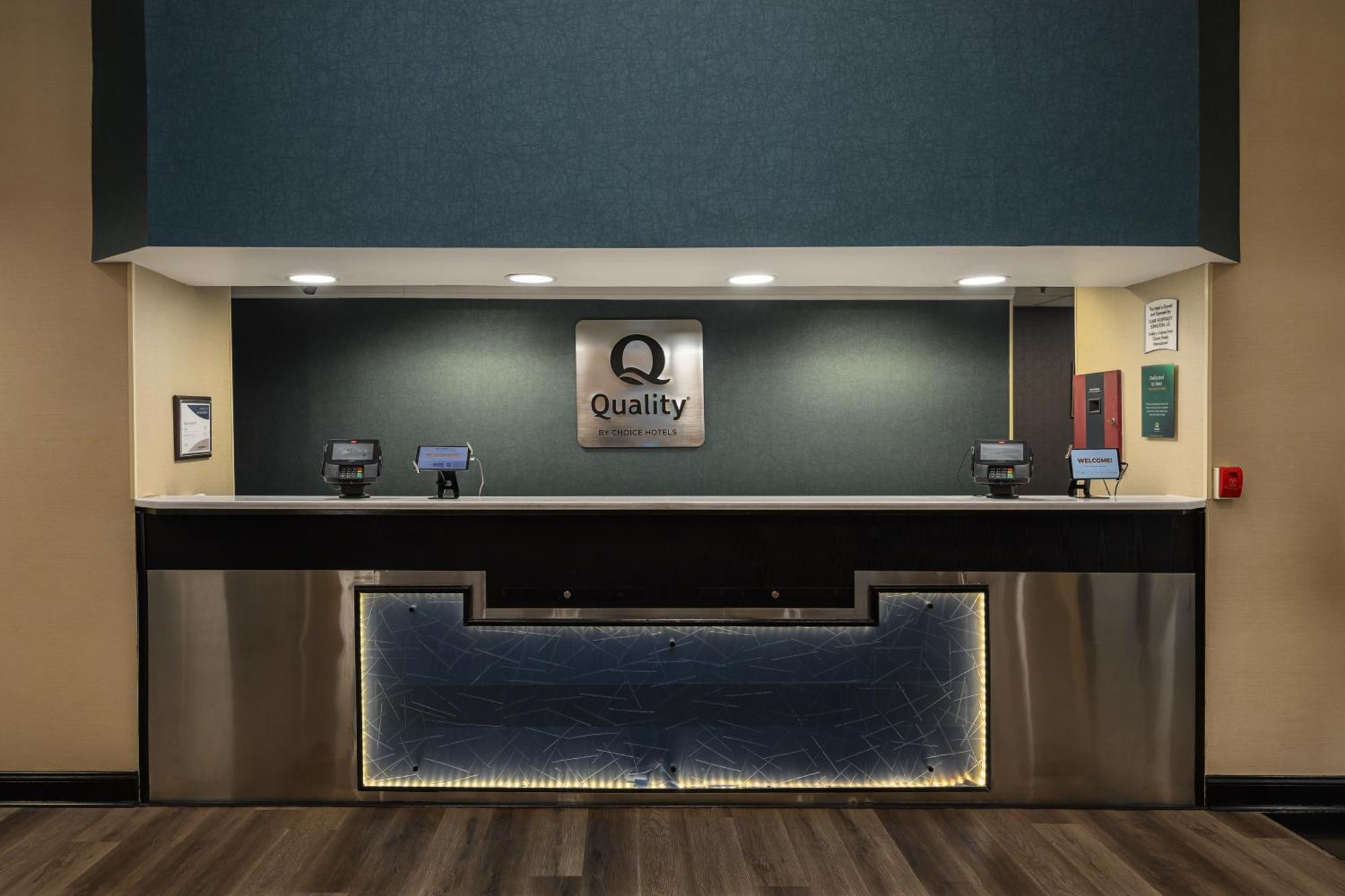 Quality Inn & Suites Lexington Esterno foto