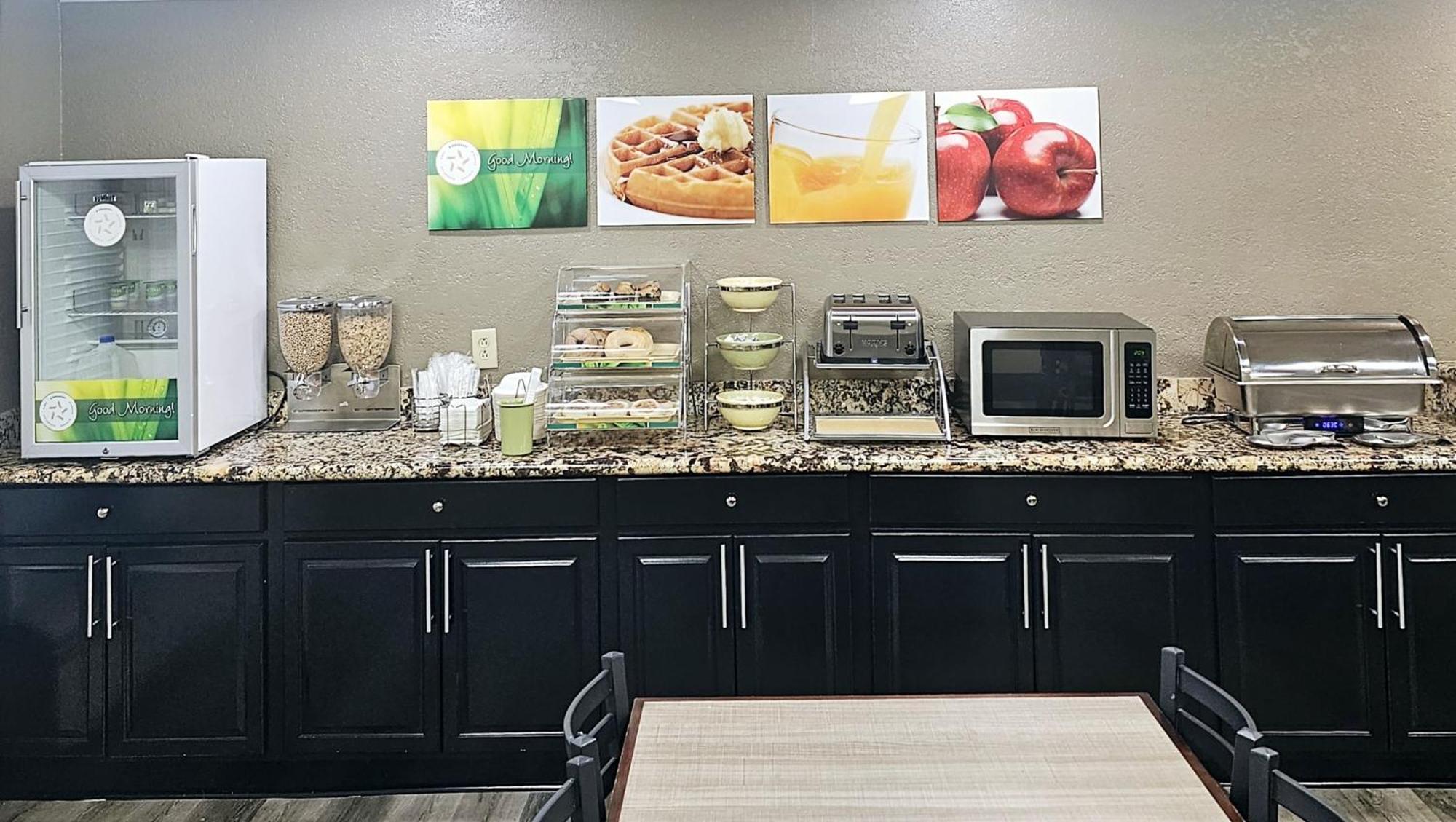 Quality Inn & Suites Lexington Esterno foto