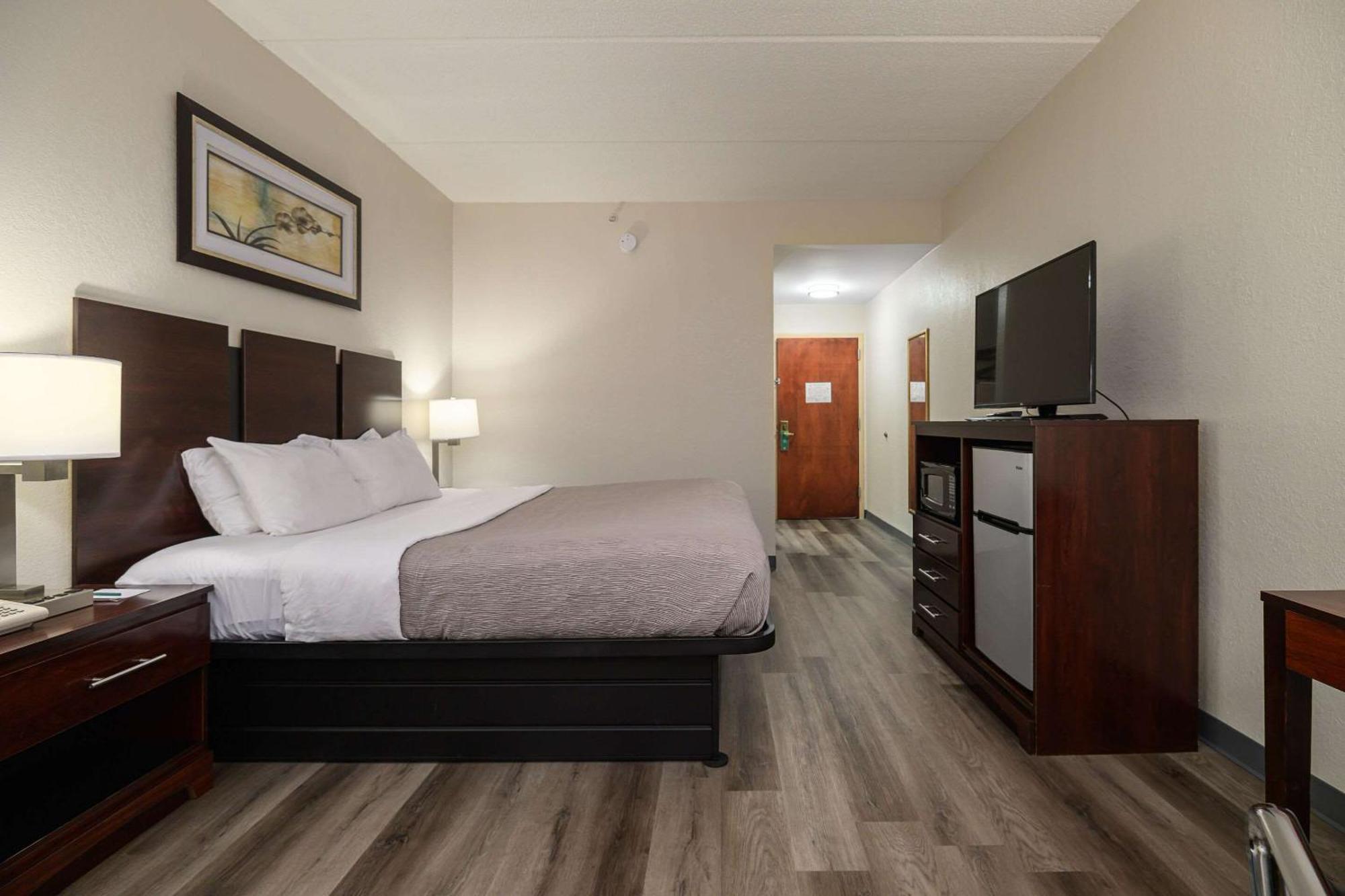 Quality Inn & Suites Lexington Esterno foto